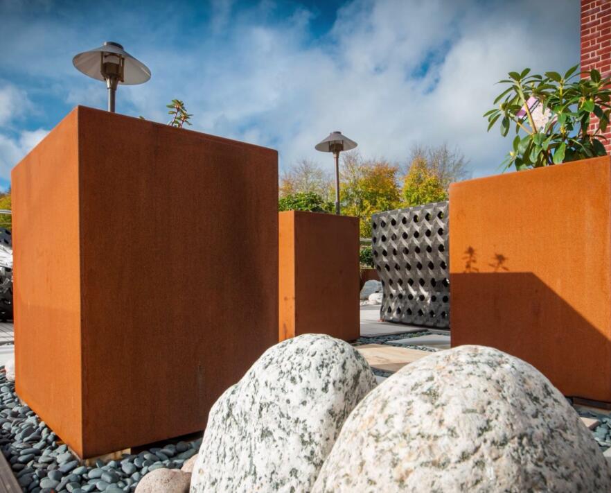 革吉锈钢板花箱